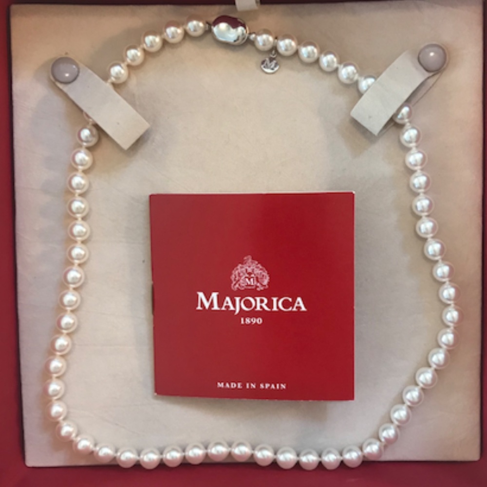 MAJORCA Classic Pearl Necklace